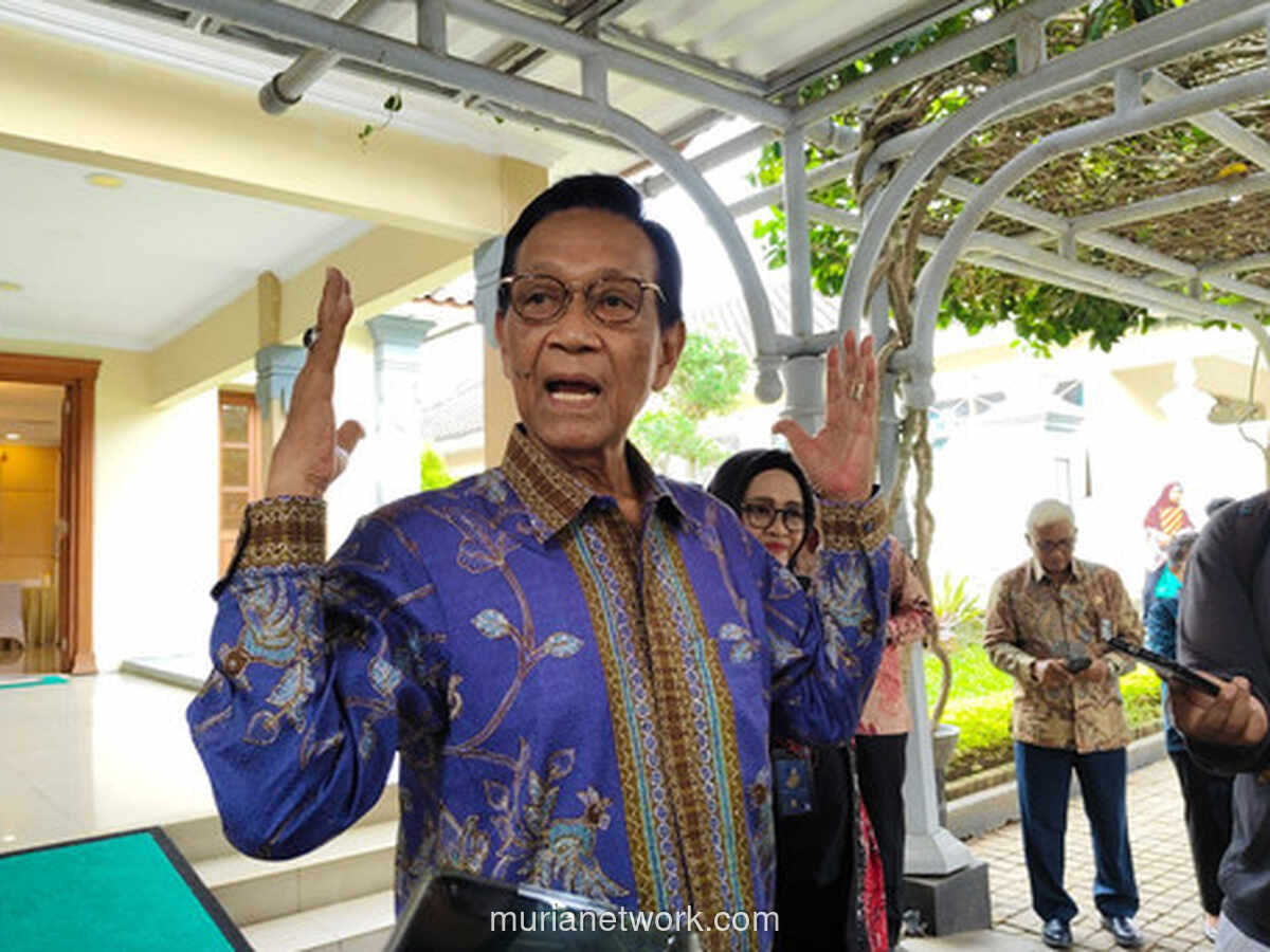 Sri Sultan Minta Wisatawan Tak Mendaki Gunung Merapi yang Masih Berstatus Siaga