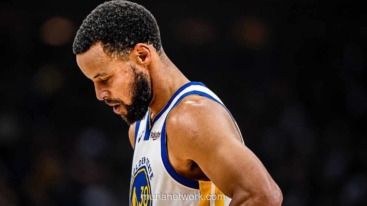 Stephen Curry Disarankan Tunda Perpanjangan Kontrak, Manajemen Warriors Ingin Ikonnya Pensiun di Klub