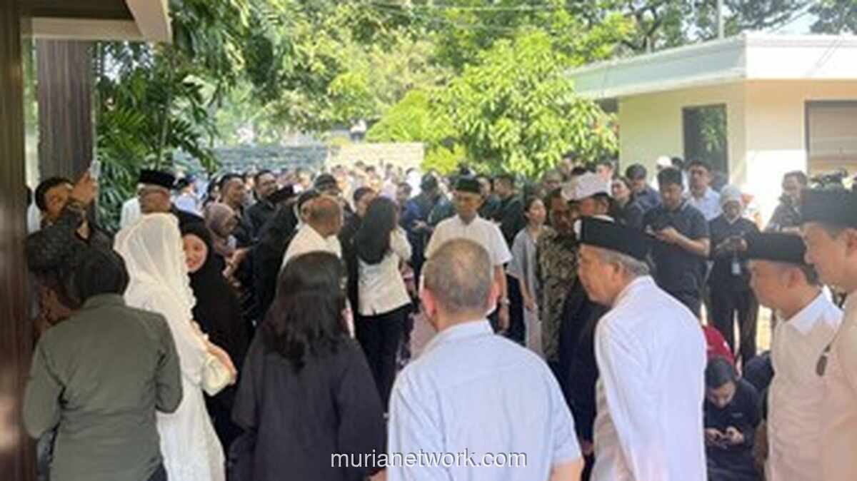 Rachmat Gobel Meninggal Dunia, Pelayat Berdatangan ke Rumah Duka