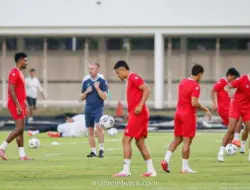 Timnas Indonesia Tak Gunakan Pesawat Charter ke Thailand, Erick Thohir Ucapkan Terima Kasih