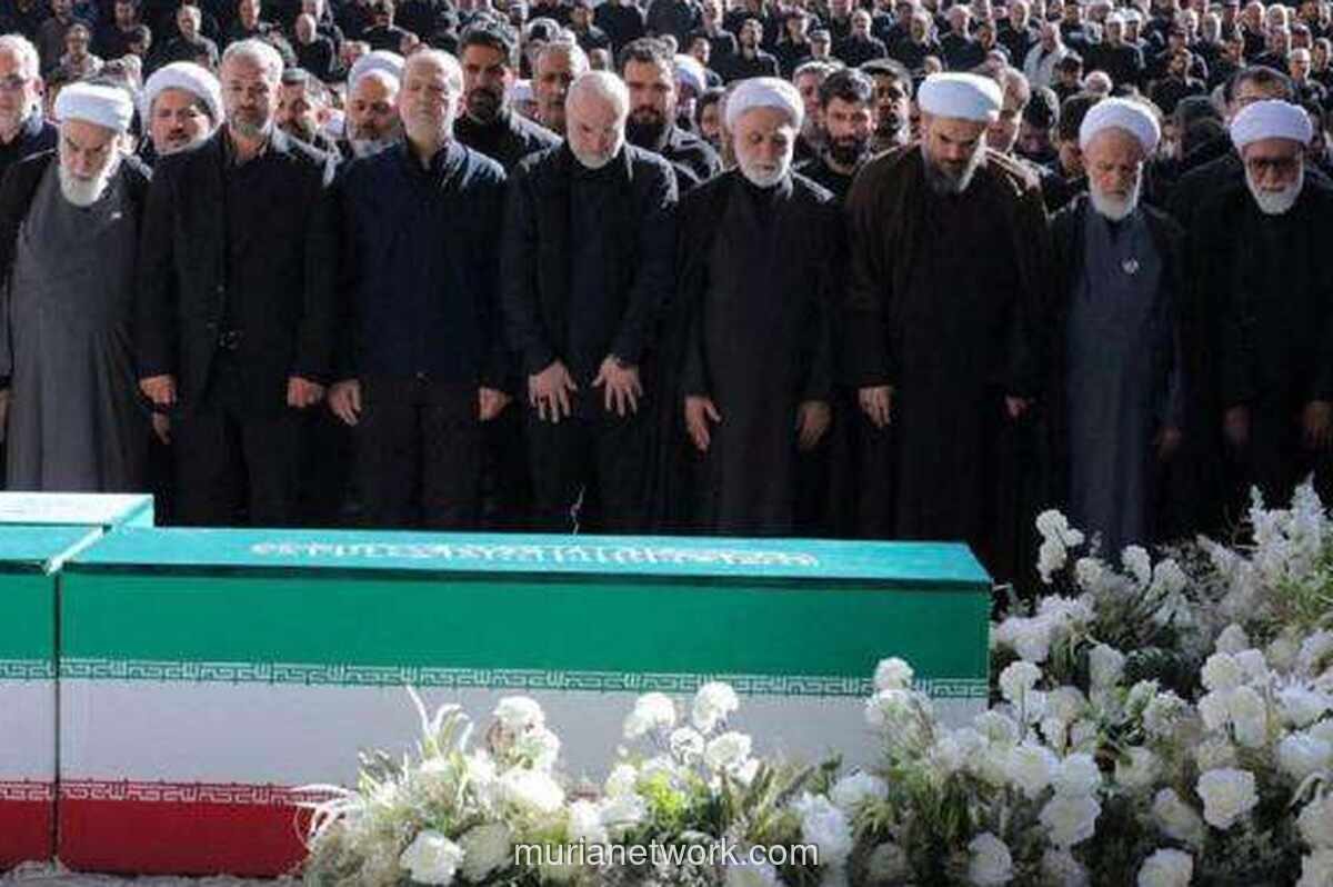 Tiga Putra Khamenei Hadiri Pemakaman, Pemimpin Tertinggi Baru Tak Tampak