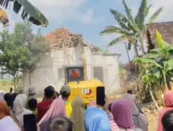 Rumah TKW di Bojonegoro Diratakan Ekskavator karena Cemburu