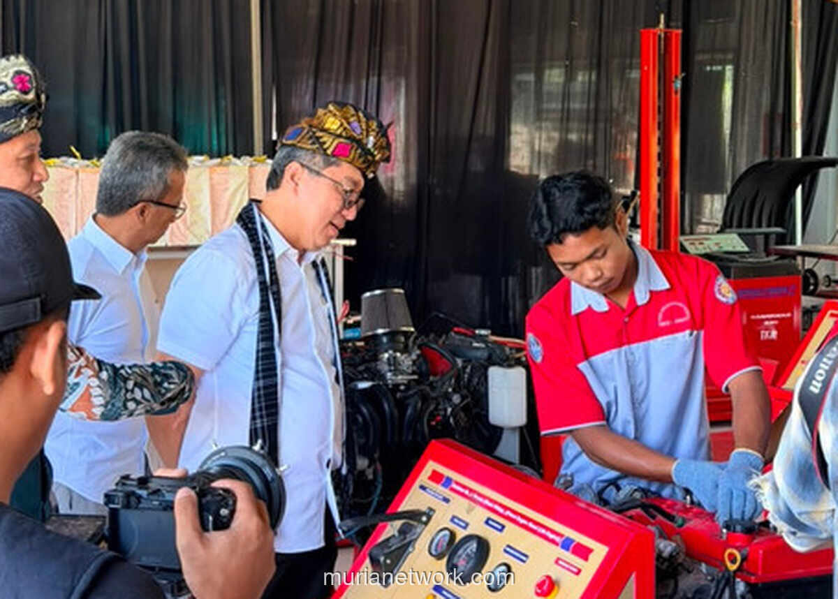 Toyota Donasikan Mesin Generasi Terkini ke SMK di Lombok untuk Perkuat Pendidikan Vokasi