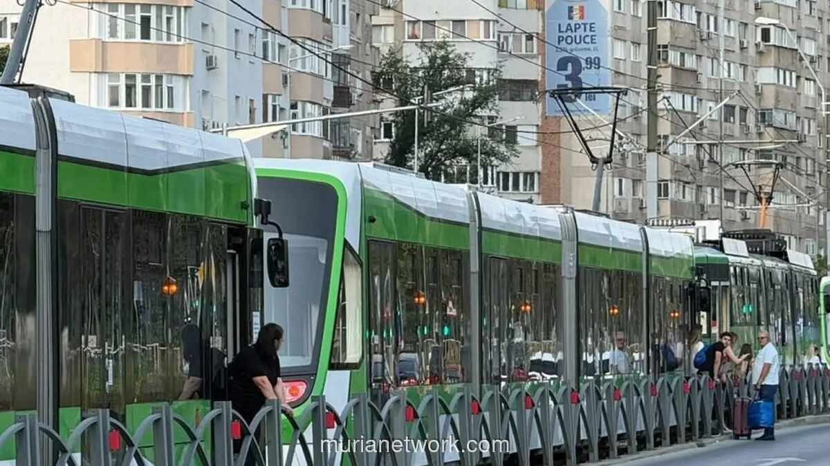 Tram di Bukarest Anjlok, Suporter Superliga Terhambat Menuju Stadion