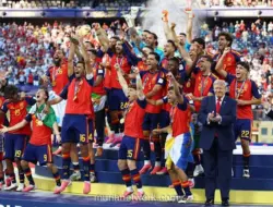 Trump Disoraki Penonton saat Serahkan Trofi Piala Dunia 2026