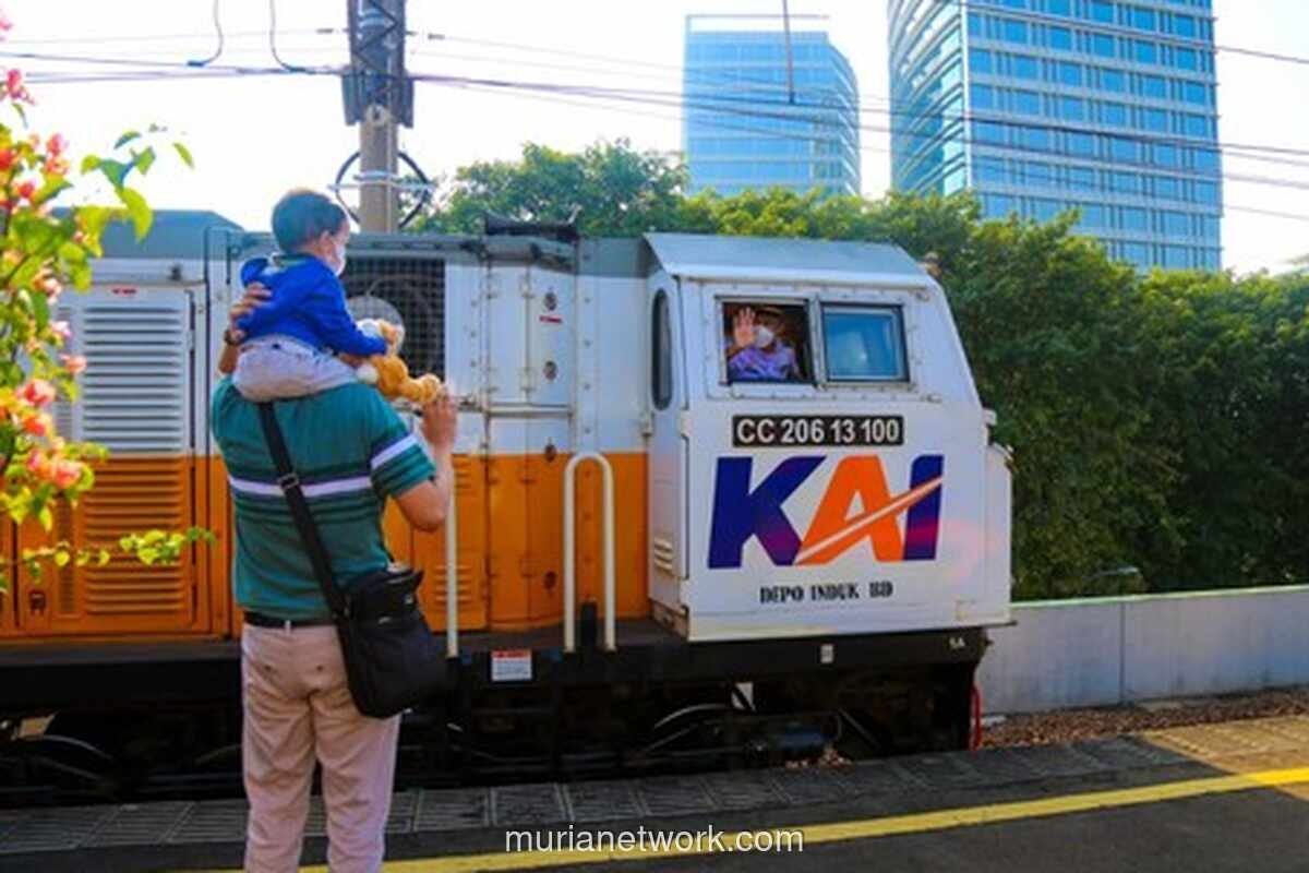 Warga Gugat UU Perkeretaapian ke MK, Minta Tiket Gratis untuk Anak 0-5 Tahun