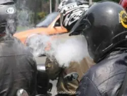 Polisi Selidiki Video Viral Pengendara Motor Aniaya Lawan di Jagakarsa