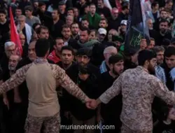 Prosesi Pemakaman Ayatollah Khamenei Berlangsung Enam Hari, Warga Tetap Berdatangan Meski Suhu 40 Derajat
