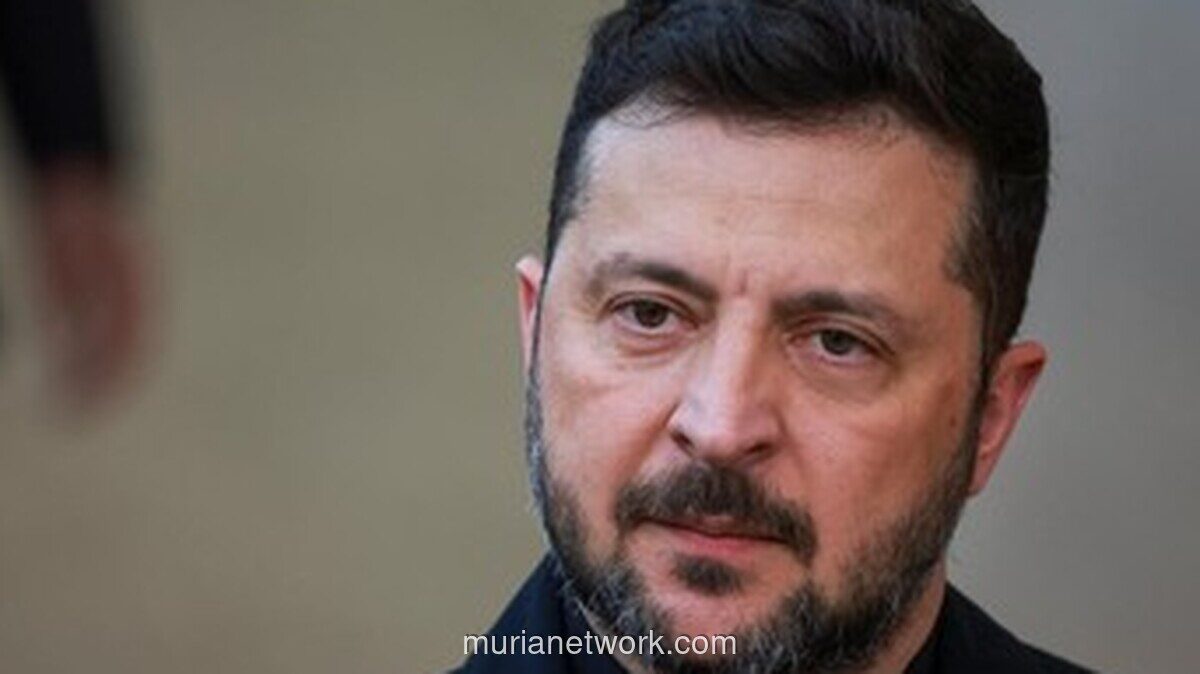 Zelensky Pecat Panglima Militer di Tengah Krisis Politik Ukraina