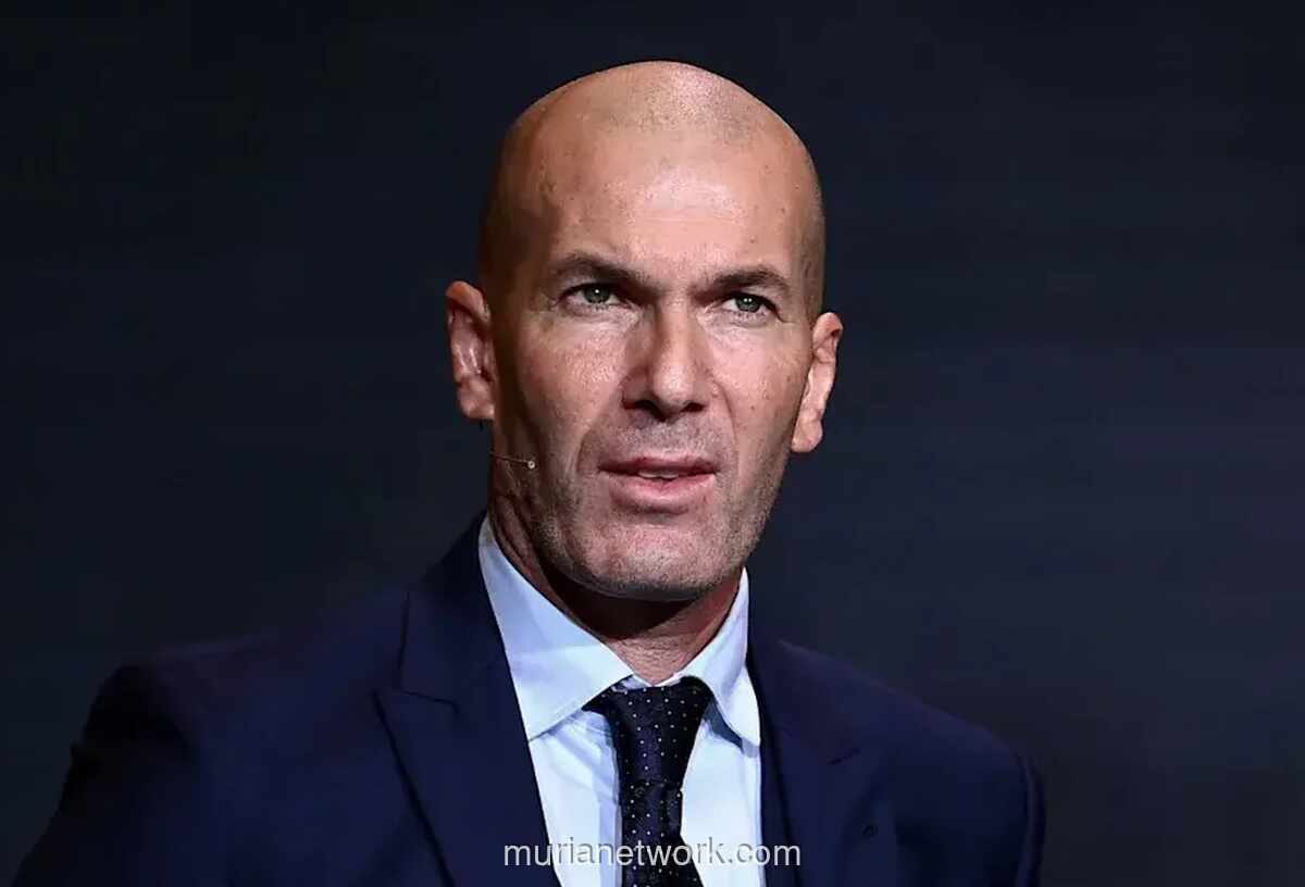 Zinedine Zidane Resmi Gantikan Deschamps sebagai Pelatih Timnas Prancis