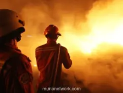 Tiga Gudang di Tangerang Terbakar, 10 Mobil Damkar Dikerahkan
