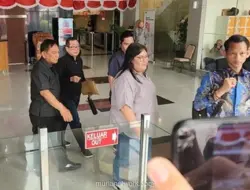 KPK Periksa Komut PT Dosni Roha Logistik Terkait Kontrak Bansos Beras