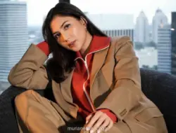 Jessica Mila Bantah Tahu Larangan Berlayar saat Liburan ke Pulau Padar