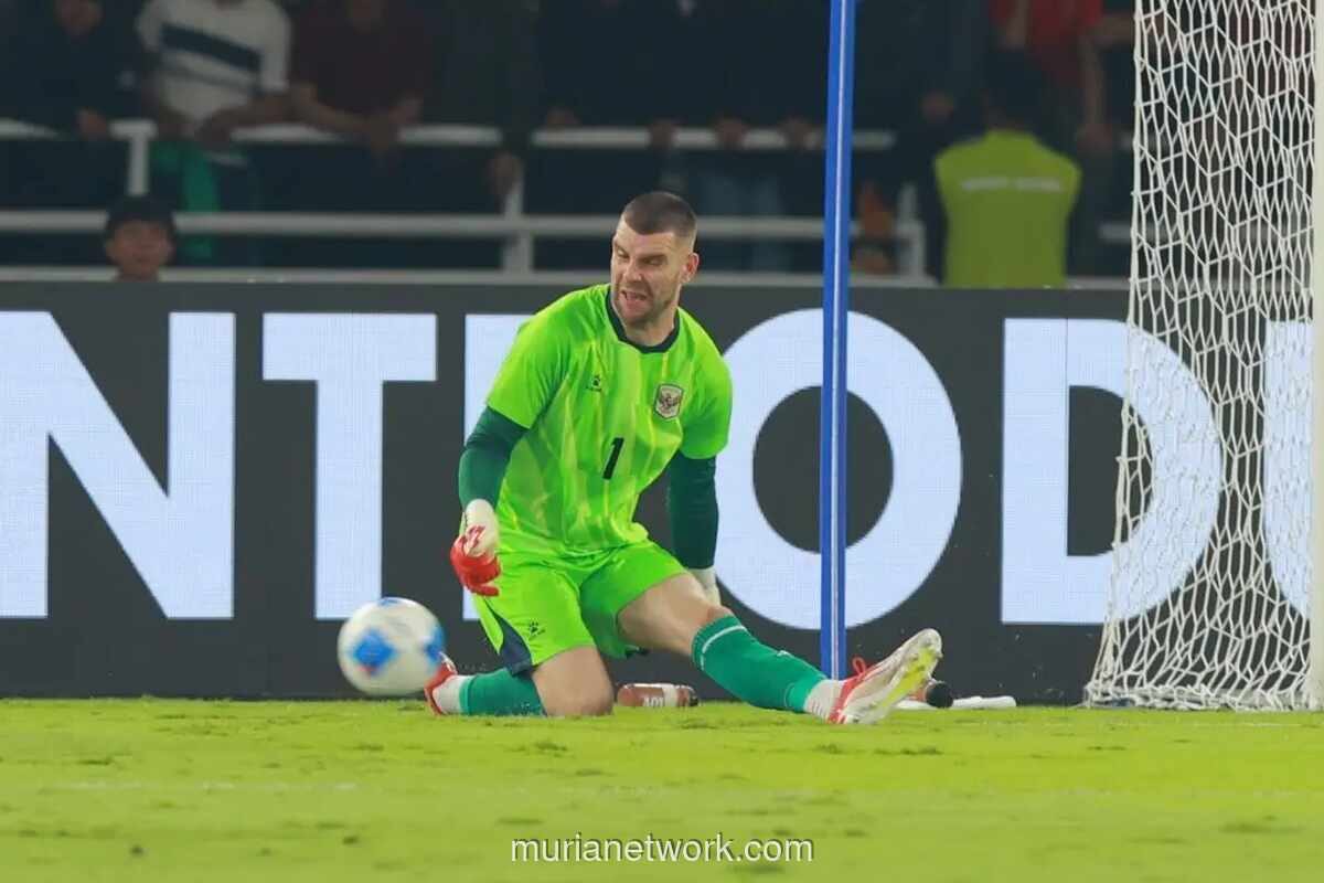 Ajax Taklukkan Shelbourne 3-1, Maarten Paes Tampil Penuh