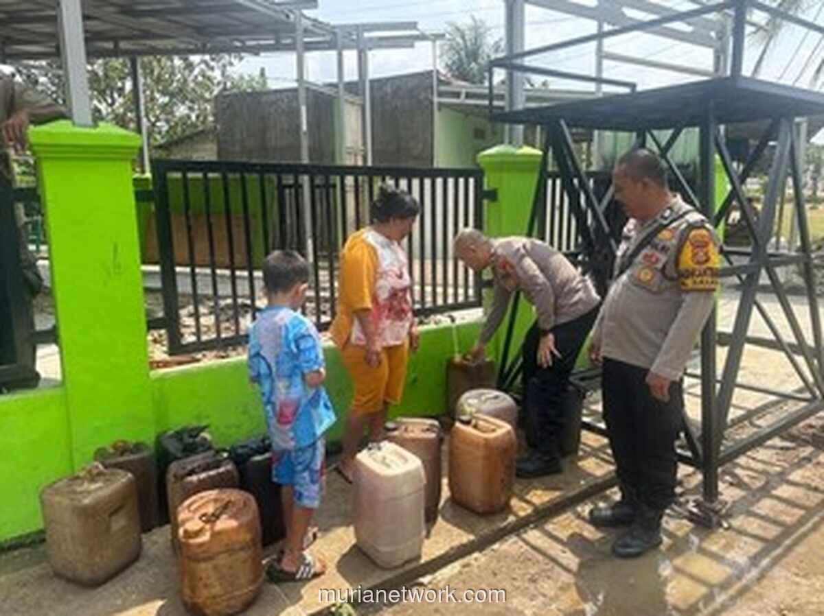 Polisi Bangun Sumur Bor di Palembang untuk Atasi Kekeringan