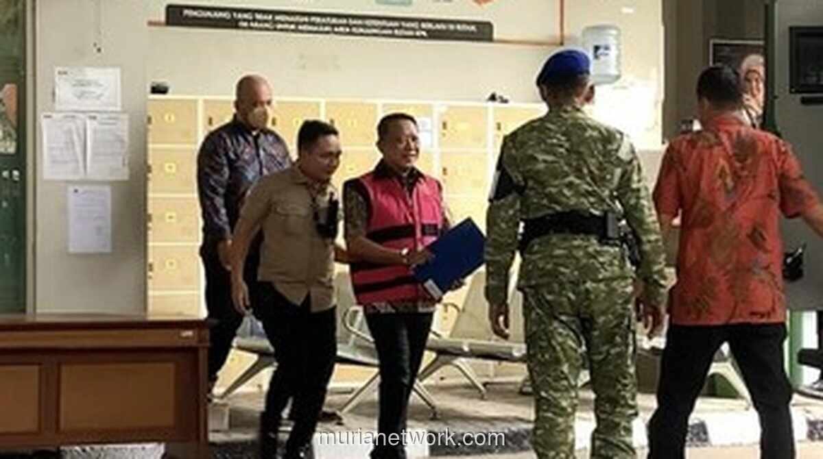 Mantan Jampidsus Febrie Adriansyah Diperiksa Kejagung sebagai Tersangka