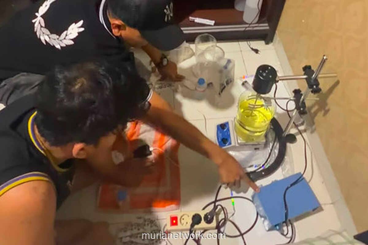Polisi Ungkap Produksi Vape Etomidate di Kos Kemang, Tiga Tersangka Diamankan
