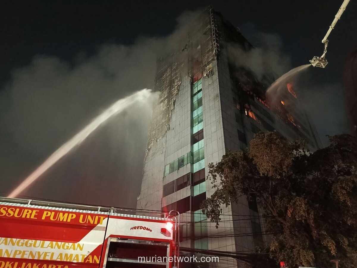 Gedung Bapenda DKI Terbakar, Proses Pendinginan Dimulai
