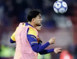 Boca Juniors Jamu Estudiantes di Stadion Huracan