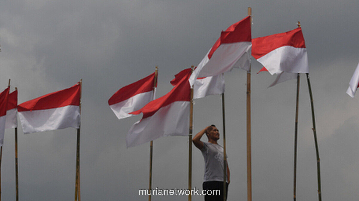 Tukang Cukur di Bogor Viral Usai Ditegur Petugas Soal Bendera, Bakesbangpol: Imbauan, Bukan Paksaan