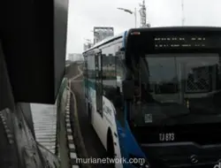 TransJakarta Koridor 13 Alami Gangguan, Rute Dialihkan ke Halte JORR
