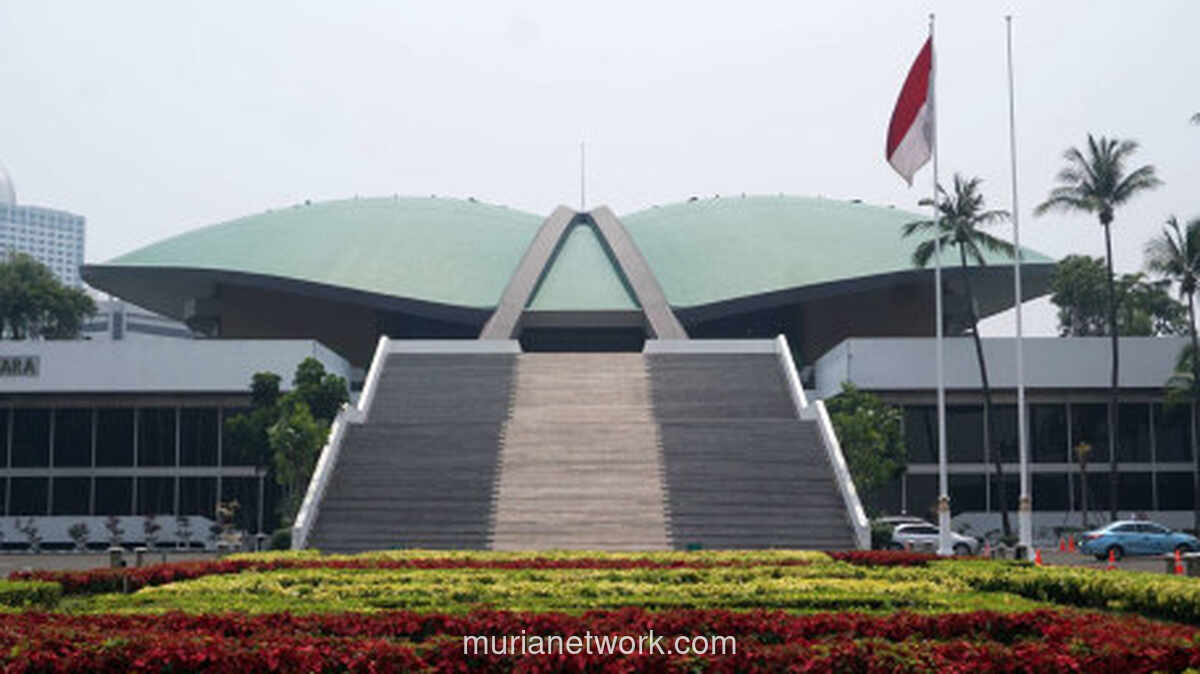 Sidang Tahunan MPR 2026: Peserta Pria Wajib PSL, Baju Adat Ditinggalkan