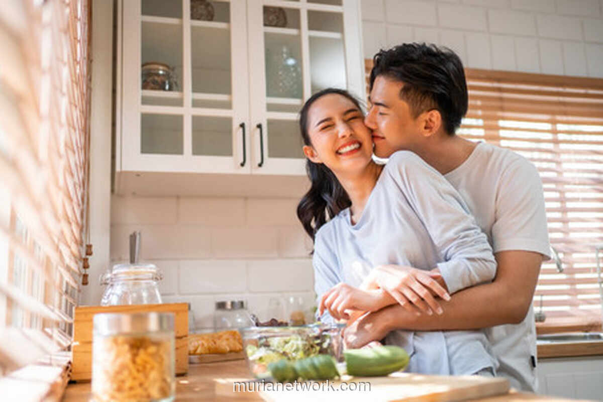 Ciuman Enam Detik, Ritual Sederhana untuk Menjaga Keintiman Pasangan