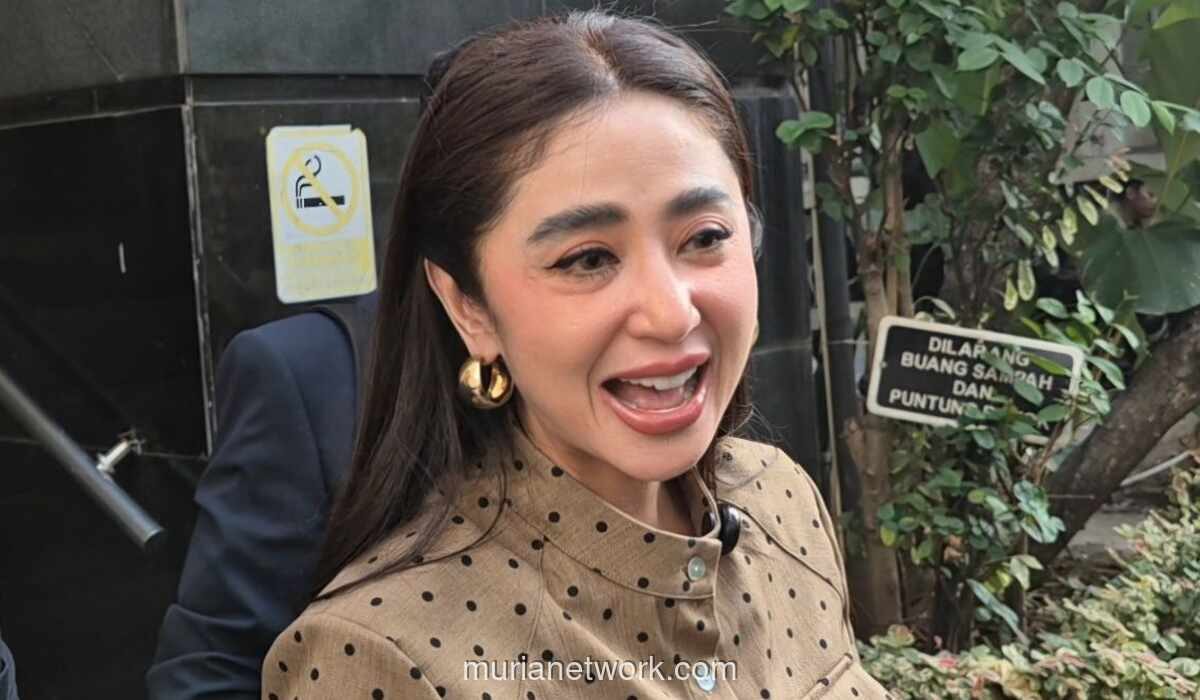 Dewi Perssik Ungkap Aturan Ketat Komunikasi Putra di Pendidikan Militer: Hanya Satu Jam Pegang Ponsel