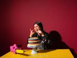 Jaz Rowe Menemukan Panggung Sejati dalam Musik