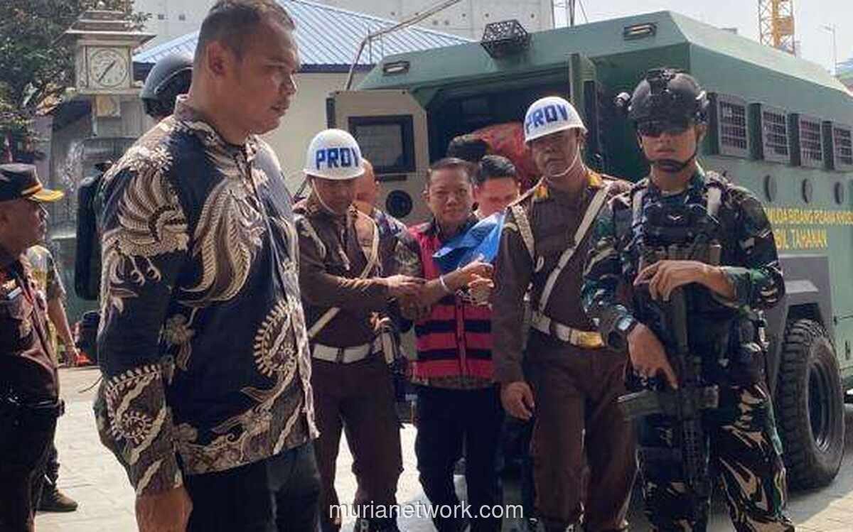 Eks Jampidsus Febrie Adriansyah Diperiksa Tim 9 Kejagung, Dicecar Puluhan Pertanyaan