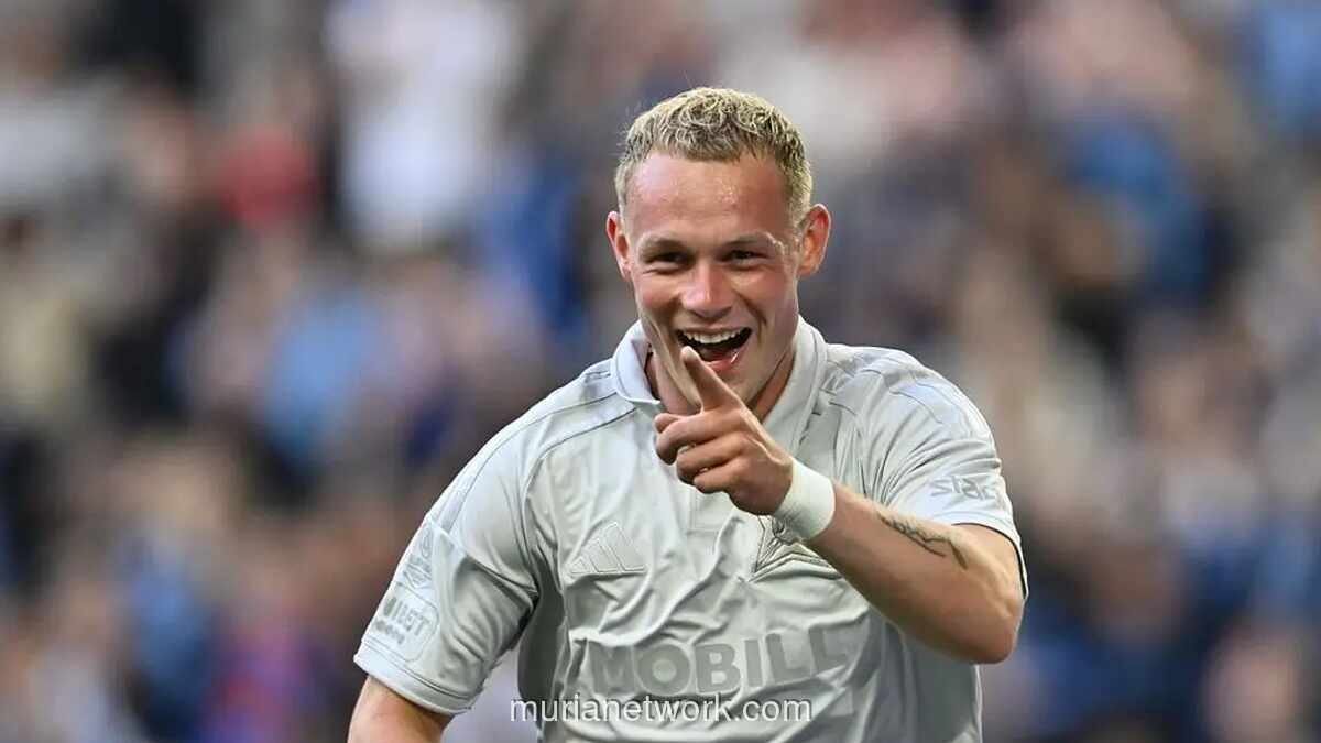 Djurgarden Hancurkan Vasteras 6-0 di Ulang Tahun ke-135, Kristian Lien Cetak Hattrick