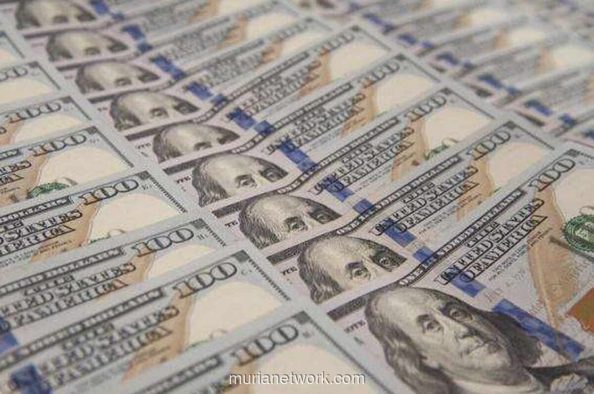 Dolar AS Terpuruk di Juli, Tertekan Data Ekonomi dan Kebijakan The Fed