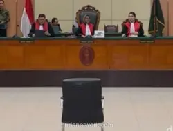 Sidang Dr Tifa Ditunda, Hakim Minta Terdakwa Dipanggil Ulang
