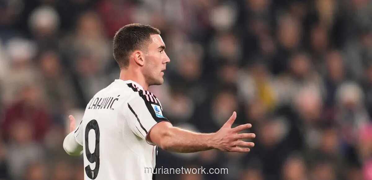 Vlahovic Tunda Keputusan dari Besiktas demi Wujudkan Mimpi ke Barcelona