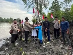 Ekspedisi Merah Putih Presisi: Kibarkan Bendera di Pesisir Dumai, Tanam Mangrove Hingga Kapal Nelayan
