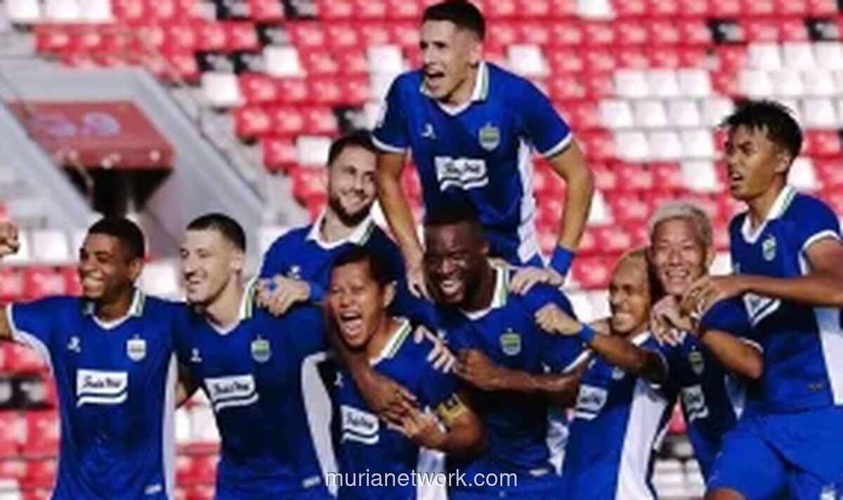 FIFA Jatuhkan Sanksi Larangan Transfer ke Persib Bandung