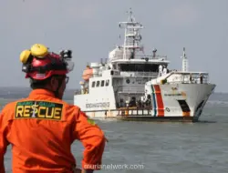 KN Masalembo Bawa 62 Korban Selamat Kebakaran KM Mutiara Sentosa II ke Surabaya