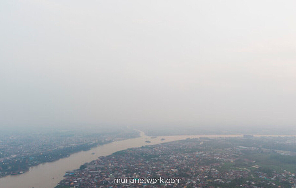 Kabut Asap Karhutla Selimuti Palembang, Kualitas Udara Tidak Sehat