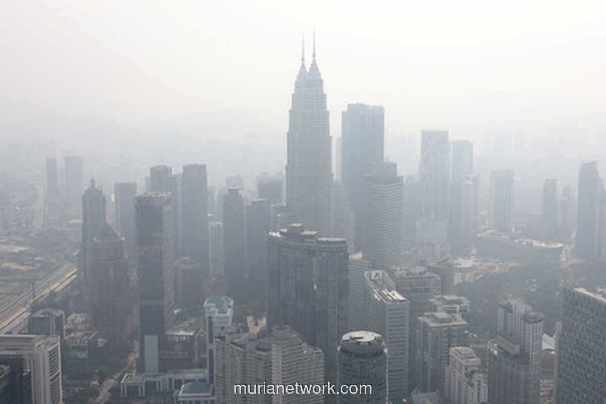 Kabut Asap Selimuti Kuala Lumpur, Warga Diimbau Tetap di Dalam Ruangan