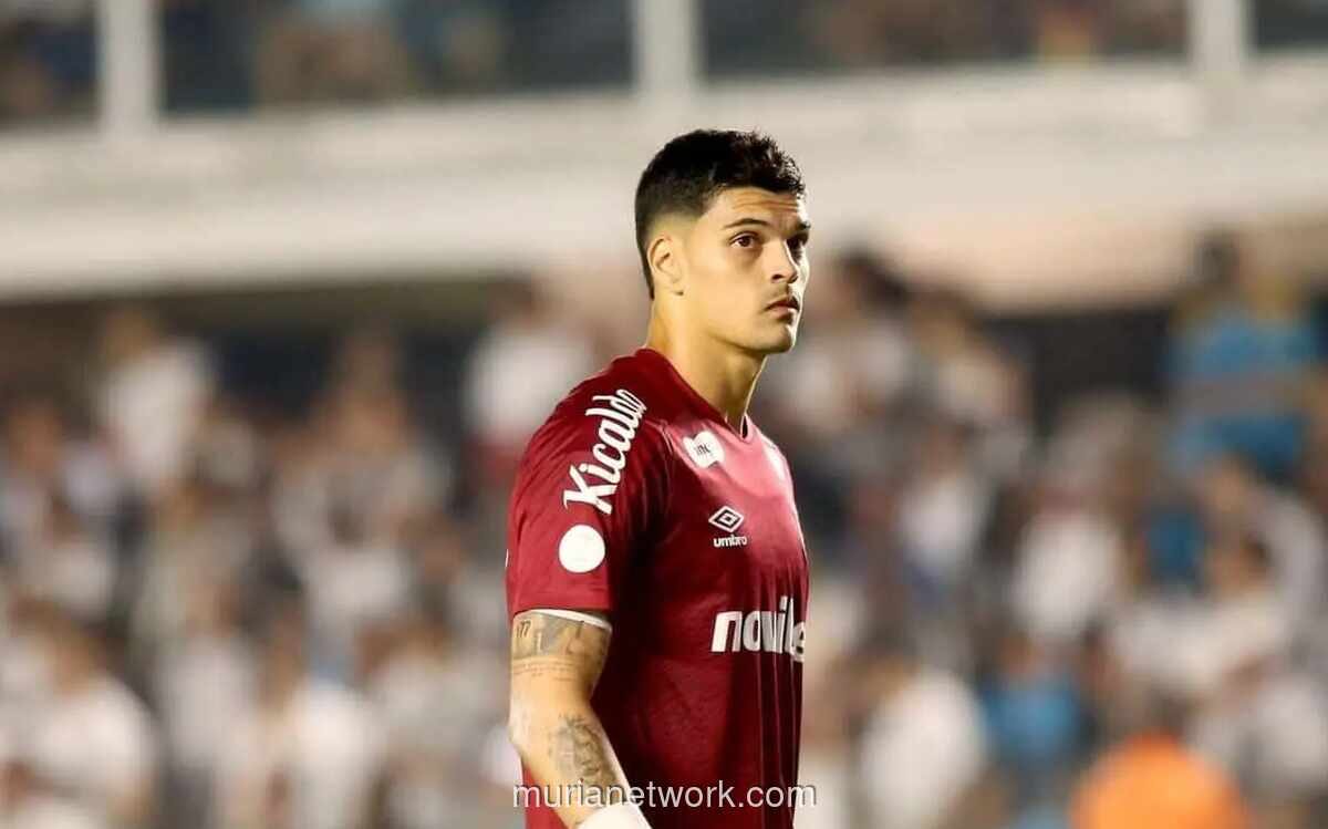 Kiper Santos Gabriel Brazao Dihujat Suporter Usai Kebobolan Dua Gol dari Athletico-PR