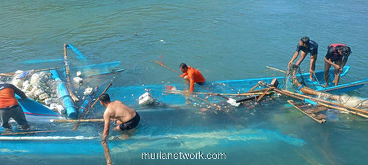Gelombang Tinggi Rusak Puluhan Perahu Nelayan di Gunungkidul