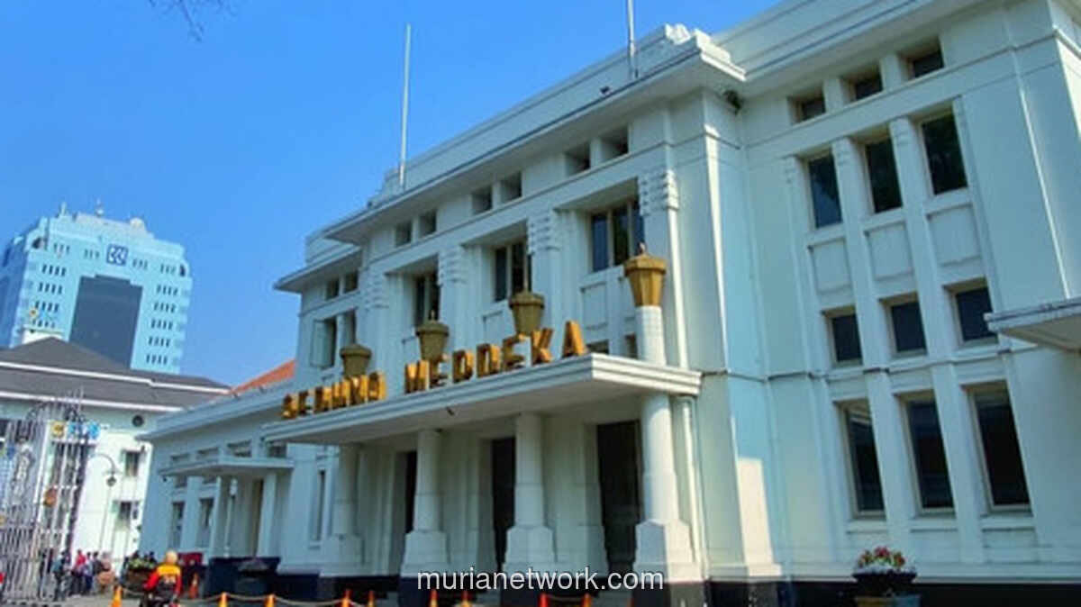 Parijs van Java: Ketika Bandung Menari dalam Kemewahan Kolonial