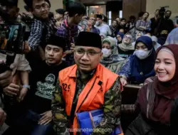 Gus Yaqut Jalani Sidang Perdana, Pendukung Lantunkan Selawat
