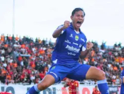Persib Bandung Taklukkan Persija 2-0 di El Clasico Indonesia