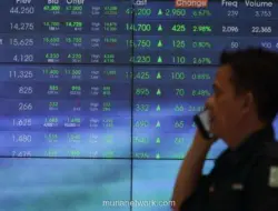 IHSG Dibuka Menguat ke 6.383, Sektor Energi dan Keuangan Pimpin Kenaikan