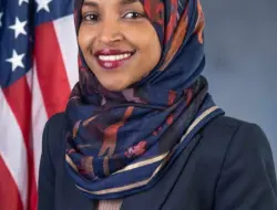Ilhan Omar Menang Telak di Primer Minnesota, Siap Pertahankan Kursi DPR AS