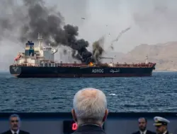UEA Tuding Iran Serang Tanker ADNOC di Selat Hormuz