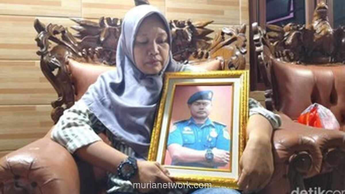 Petugas Damkar Gugur di TPS Kramat Jati, Istri: Dia Ayah yang Istimewa
