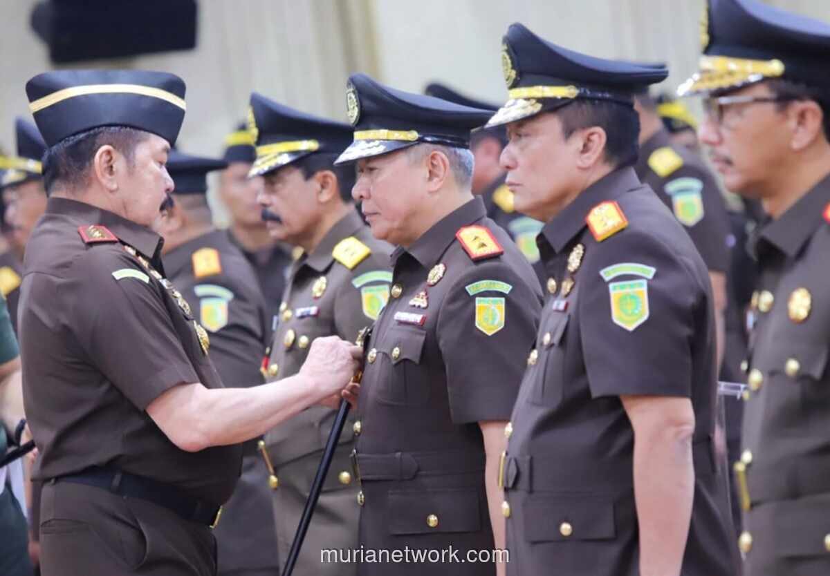 Jaksa Agung Lantik Kajati Sulsel Baru, Tekankan Keberanian Tangani Korupsi Strategis