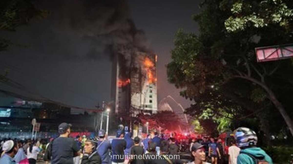 Jalan Abdul Muis Ditutup Usai Kebakaran di Gedung Bapenda DKI